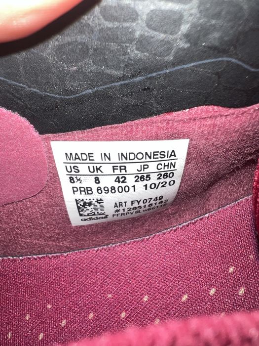 Chuteiras Adidas Predator NOVAS - Preto/ Bordeaux - Nunca usadas