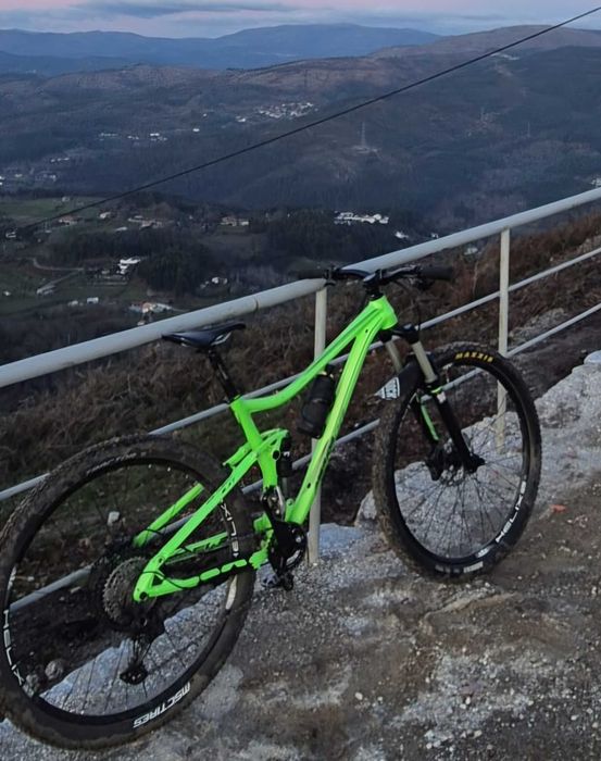 Vendo bicicleta BTT, T° (M)