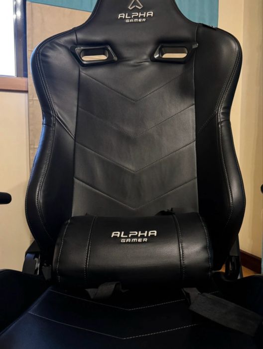 Cadeira gaming Alpha Gamer