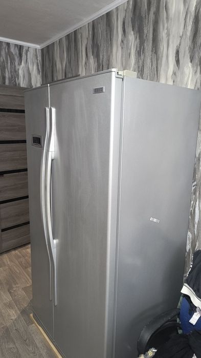 Холодильник продам