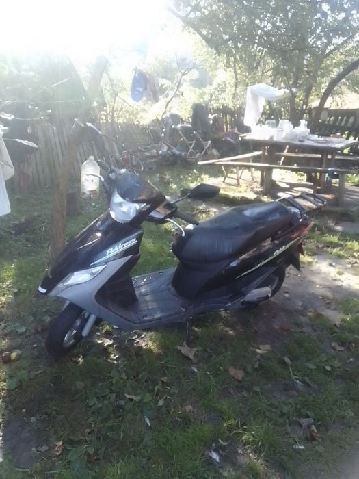 Скутер Suzuki Address 125