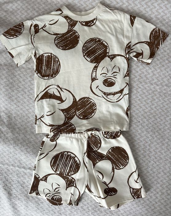 Костюм бренду H&M 104