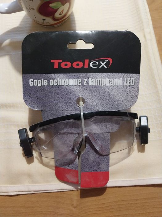 Okulary ochronne z oswietleniem led