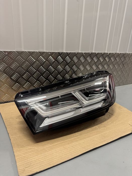 Lewa Lampa AUDI Q5 80A FULL LED USA Reflektor Lewy