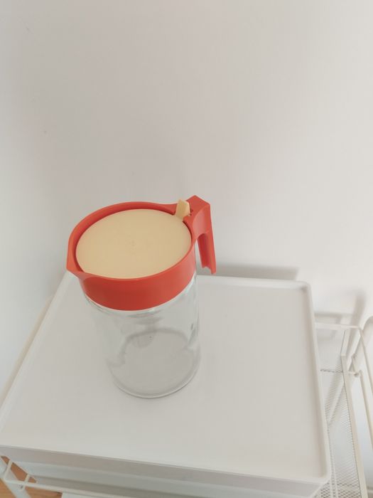 Jarro Toddy vintage dos anos 70, capacidade 1 litro.