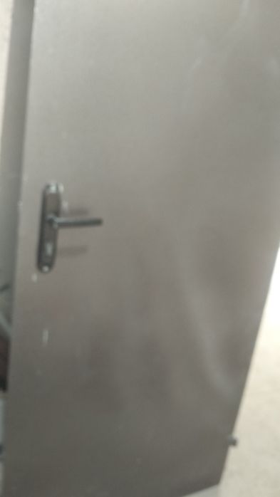 Двері металеві б/в