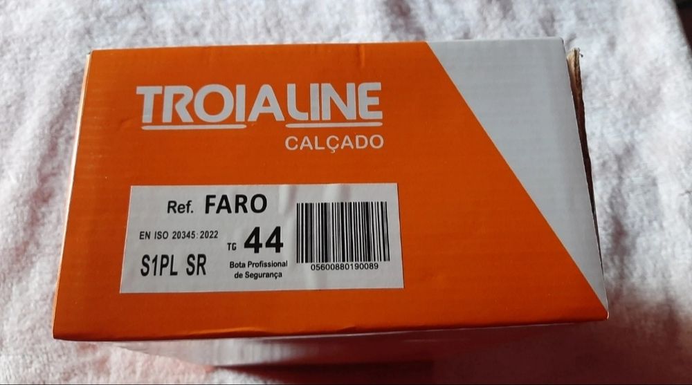 Calçado de trabalho biqueira de aço 44 NOVO