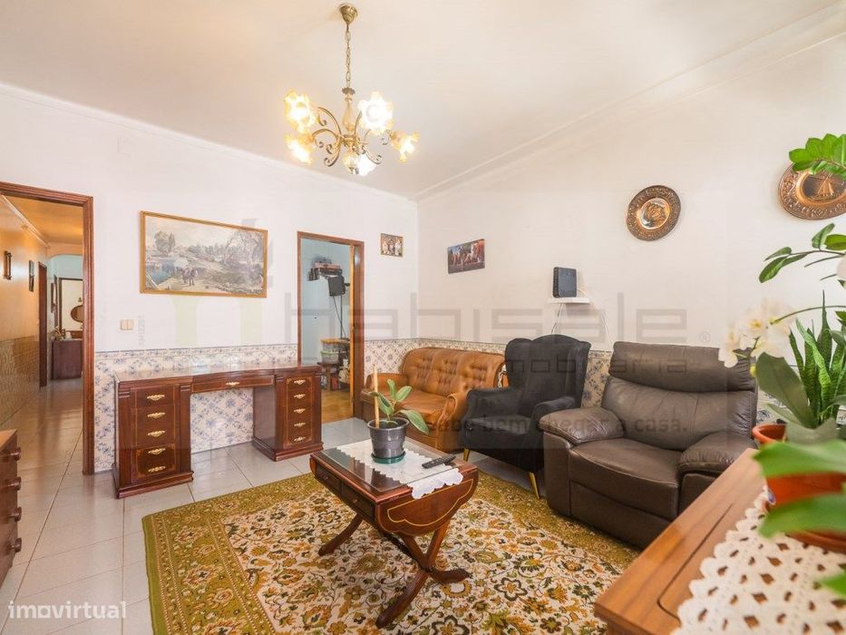Apartamento T4 | Calçada do Combro | Lisboa