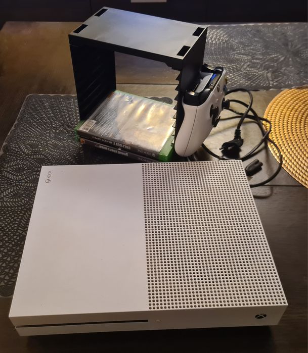 Konsola Xbox One S pad,3 gry