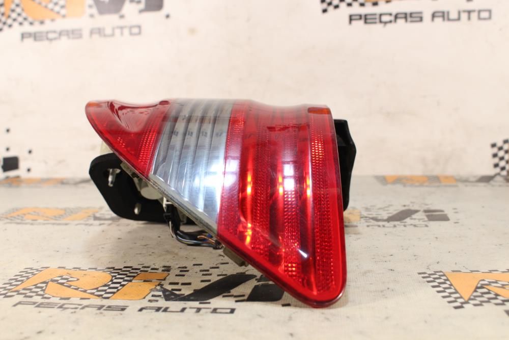Ótica / farol direita MERCEDES-BENZ Classe B (W245)