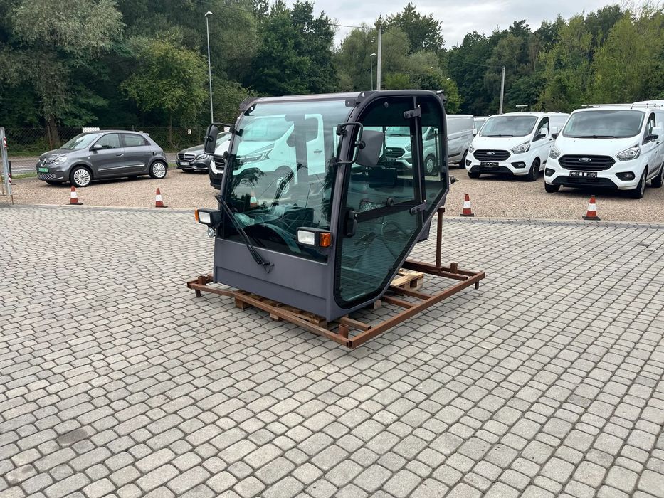 ハク KABINA KOPARKA ŁADOWARKA TEREX KOBELCO SCHAFFER TEREX YANMAR