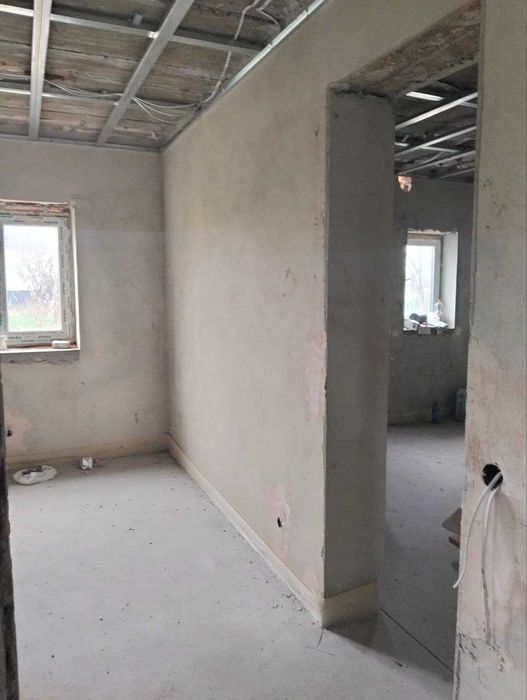 Продаж будинку. 10 сот ділянка