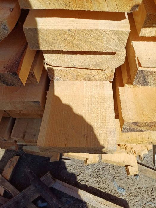 Пиломатеріали Київ, купити пиломатеріали Київ, дошка обрізна купити