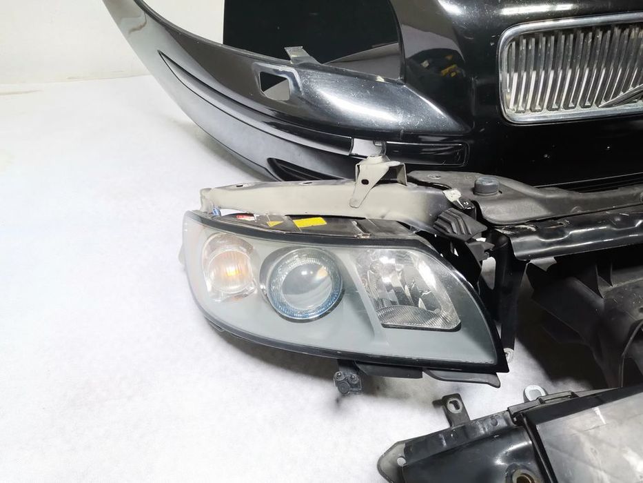 przód maska zderzak wzmocnienie reflektor volvo v50 03-07 kod 019-26