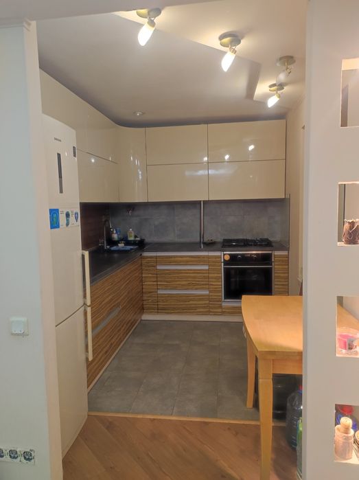 Сдам 2 х. ком.кв.Титова