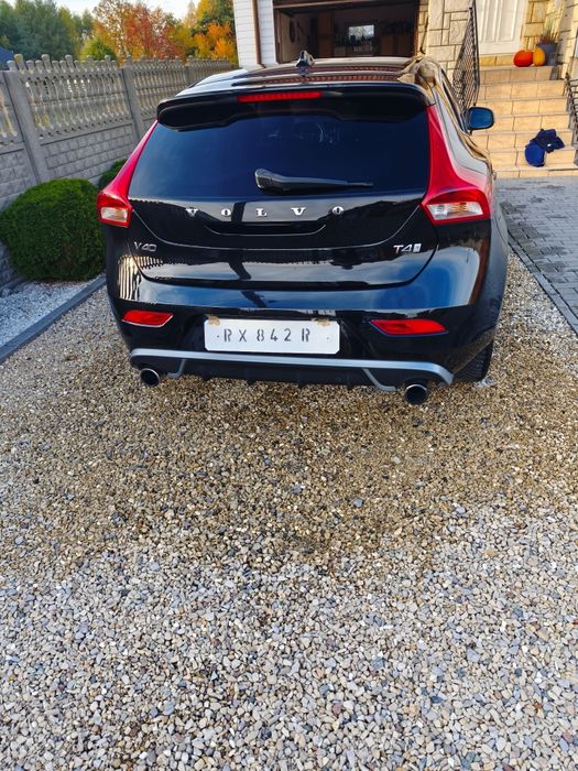 Volvo V40 R Desing