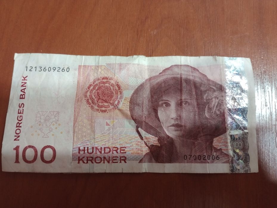 100 старих Норвежських крон.