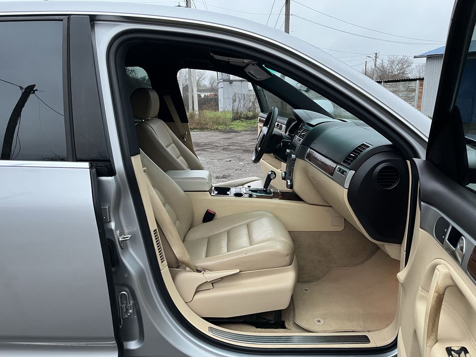 Volkswagen Touareg 2006 3.0 TDI Офіційний