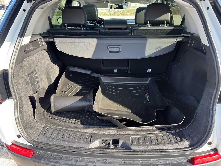 Land Rover Discovery Sport      2016