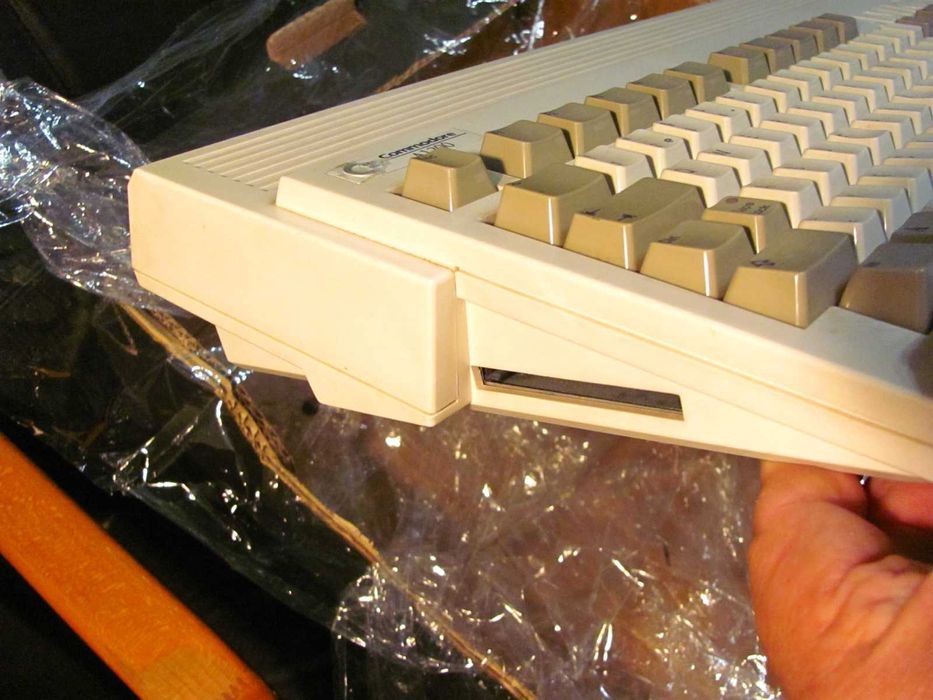 Komputer Amiga 1200 z zasilaczem - pełnosprawny - plomba fabryczna -