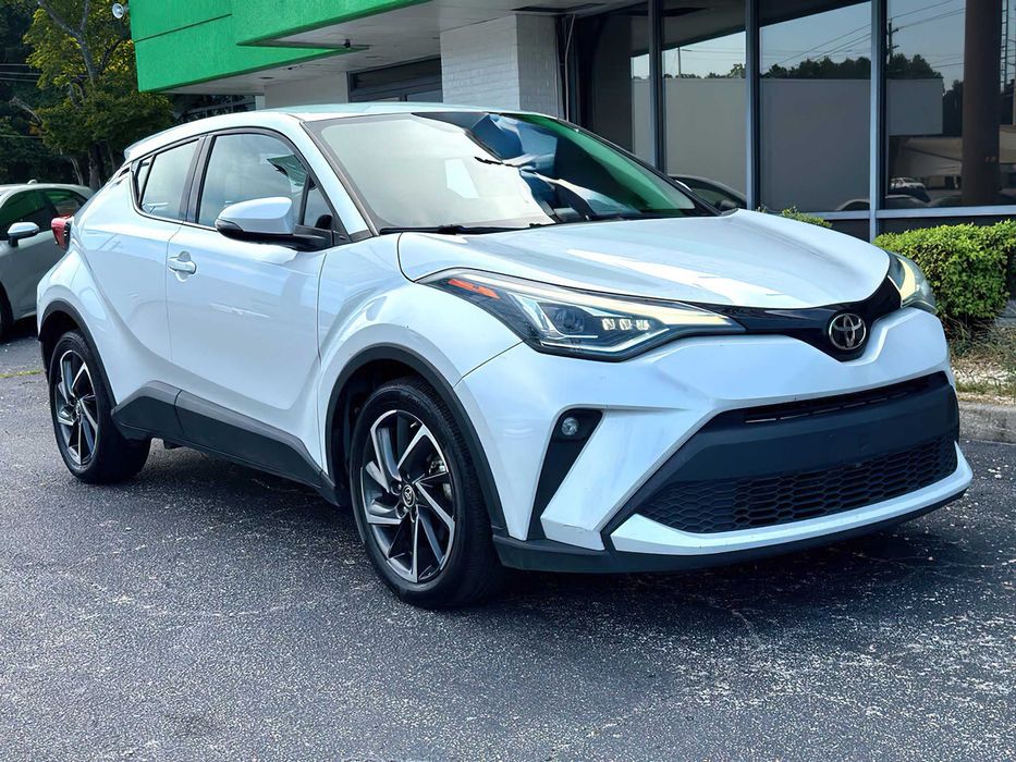 Toyota C-HR      2022