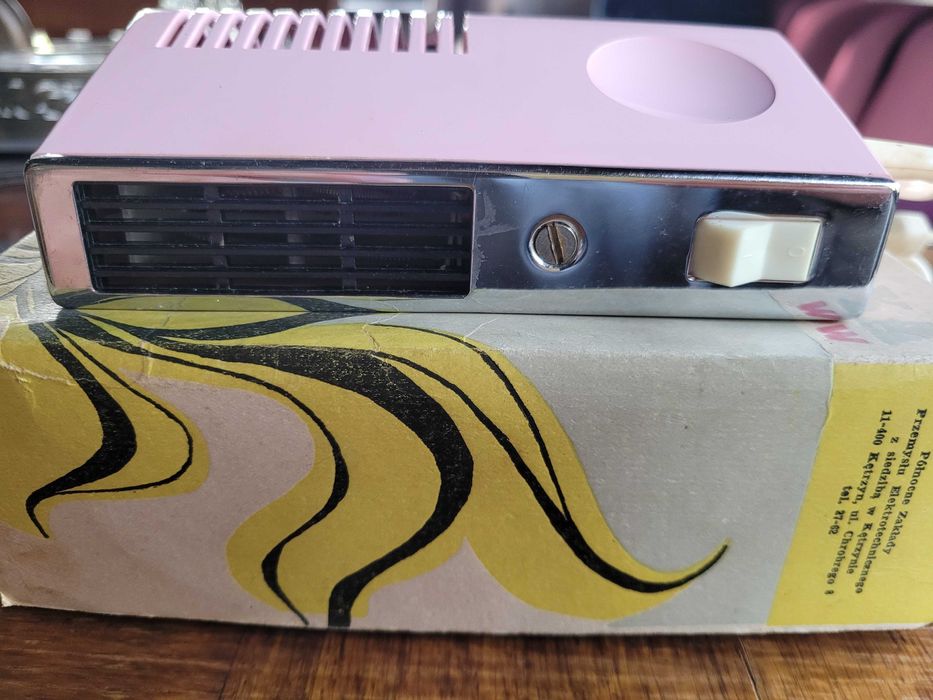 Stara suszarka do włosów Farel z epoki PRL