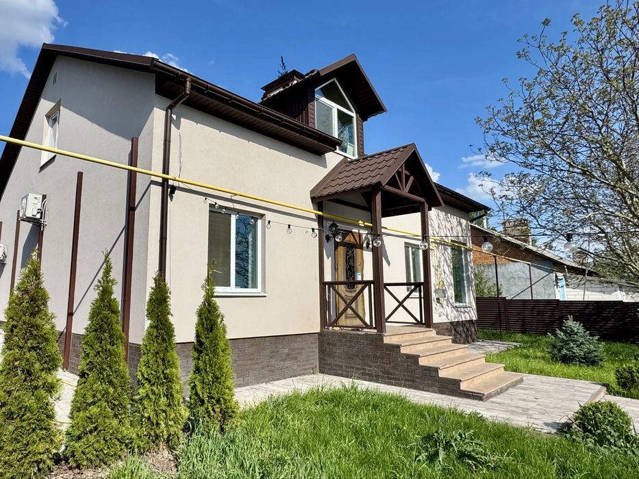 Продаж будинку 200 м²  40 соток Баришівський р-н, с. Сезенків