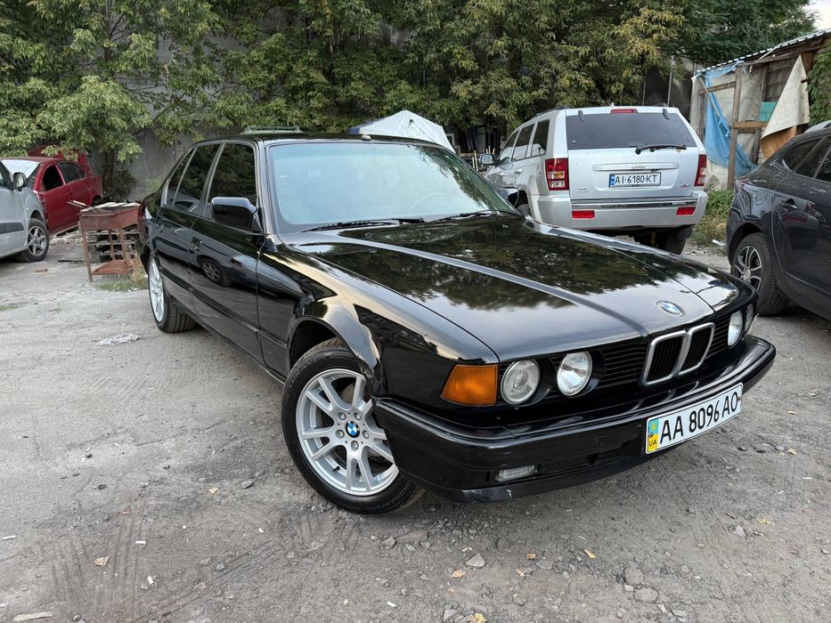 BMW E32 M30B35 ZF4HP-22/БМВ Е32