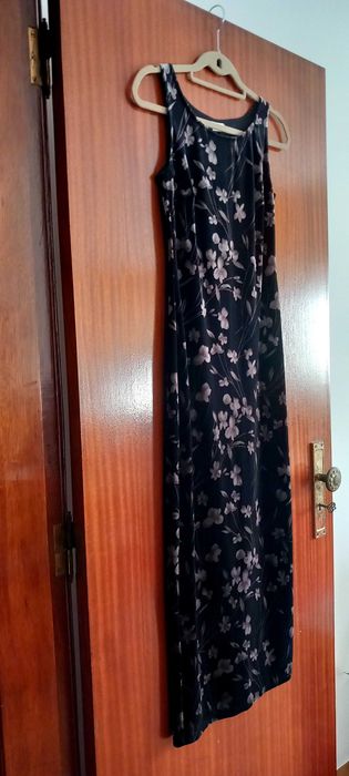 Vestido justo comprido