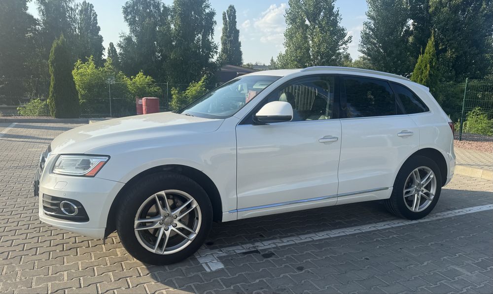 Audi Q5 TFSI 2.0 Premium Plus