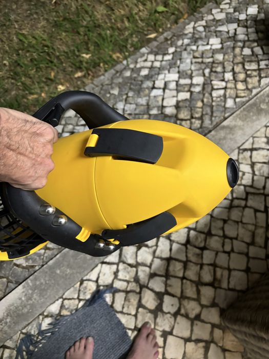 Scooter aquatica nova