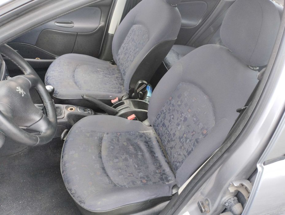 Peugeot 206 1.1 Só Para Peças