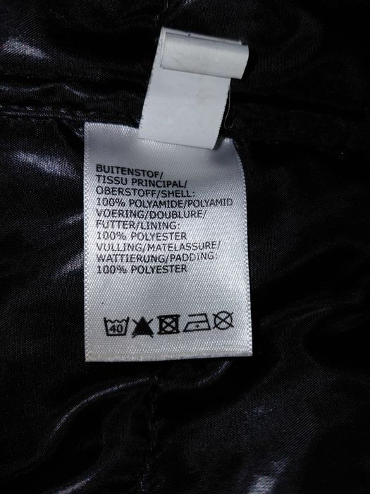 Продам куртку на мальчика, 140, США