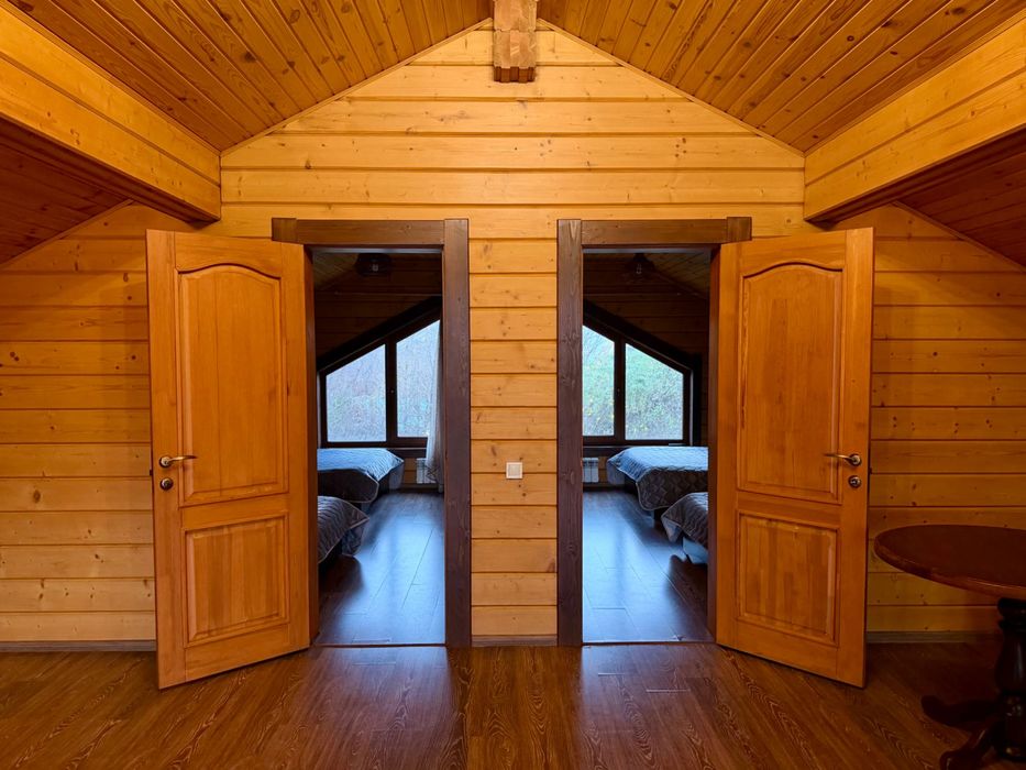 Подобово та погодинно/Осещина з виходом на воду: баня, басейн у ціні +