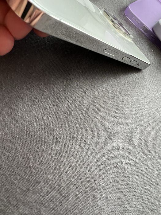 Apple iphone 13 pro biały silver 128gb stan idealny Nie(12,14,15,16)