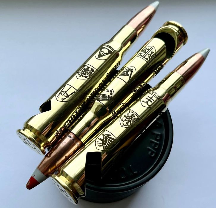 Открывашка для бутылок из макета патрона 50 bmg гравировка: 450 грн ...