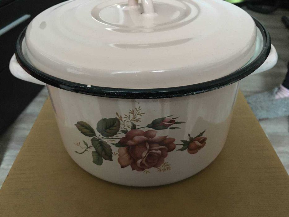 кастрюля малированая