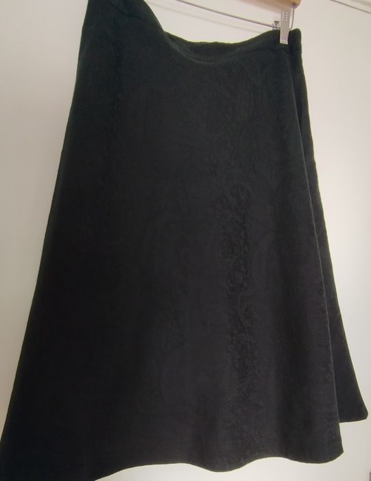 Saia Lanidor – Corte Evasé em Jacquard