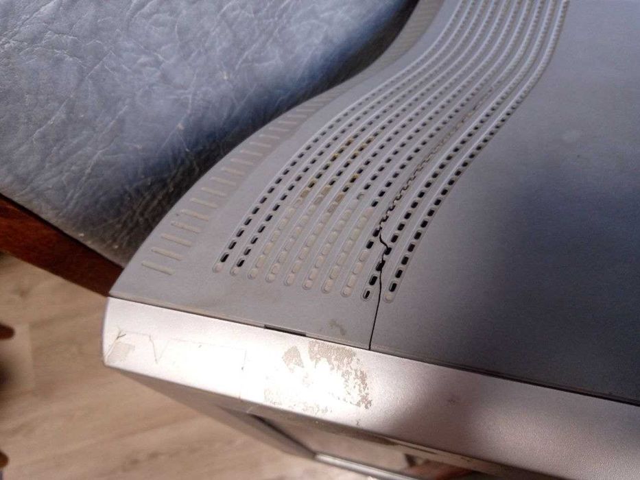Монитор LG Flatron F700P
