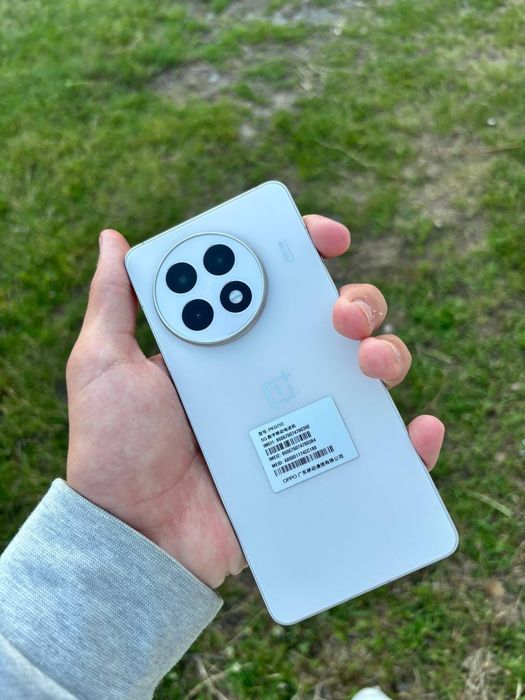 OnePlus Ace 5 12/256