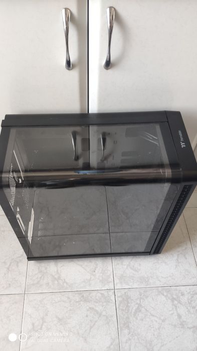 Caixa Thermaltake View 37 E-ATX
