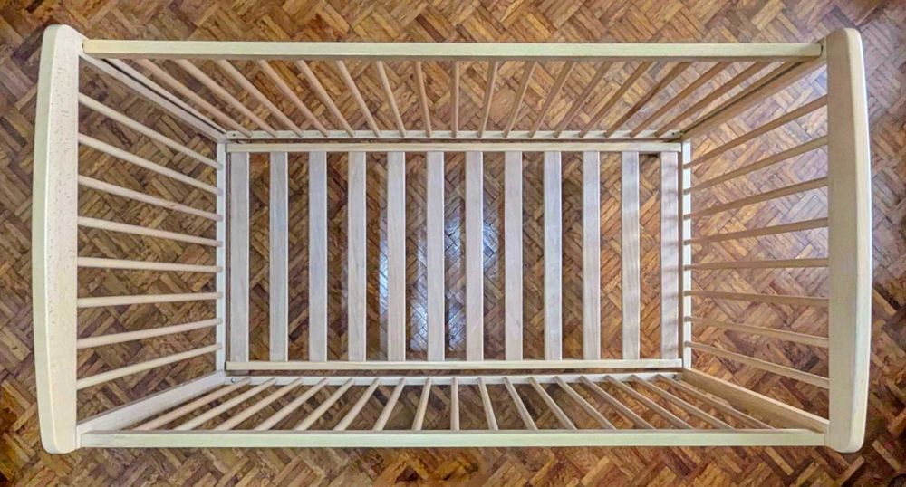 CAMA DE BEBE como NOVA!