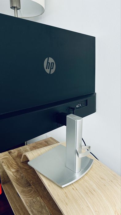 Aluguer Monitor fino e grande HP 27” Full HD | 10€/mês