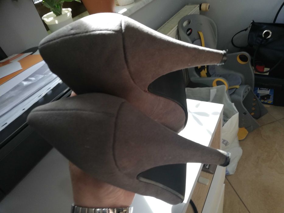 Czółenka rozmiar 39