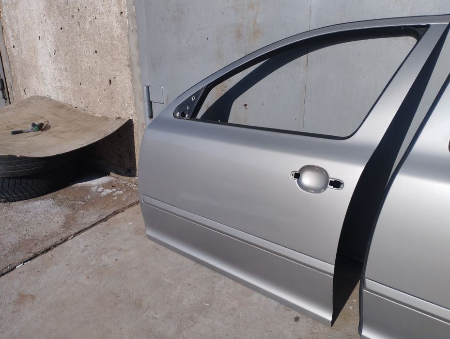 Двери Skoda Octavia A5 универсал