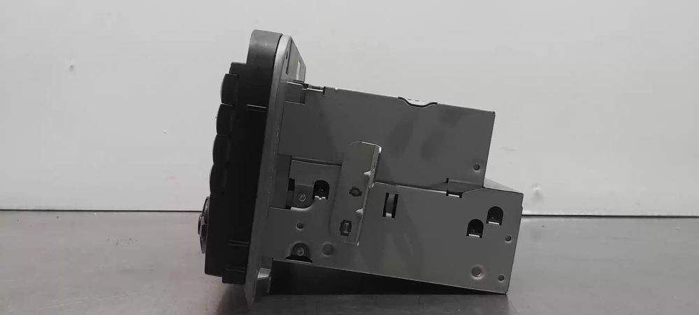 SISTEMA AUDIO / RADIO CD MERCEDES-BENZ CLASSE S 2022 -A2208702189