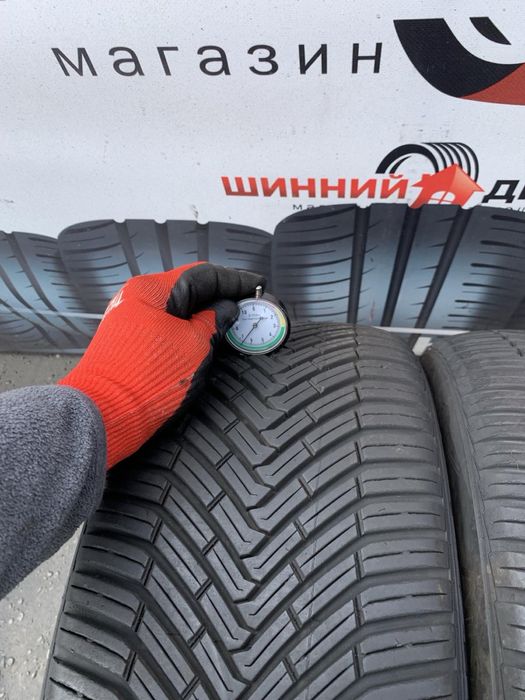 Шини  225/45 R17 Continental всесезон 2022/20 рік 6,5 мм