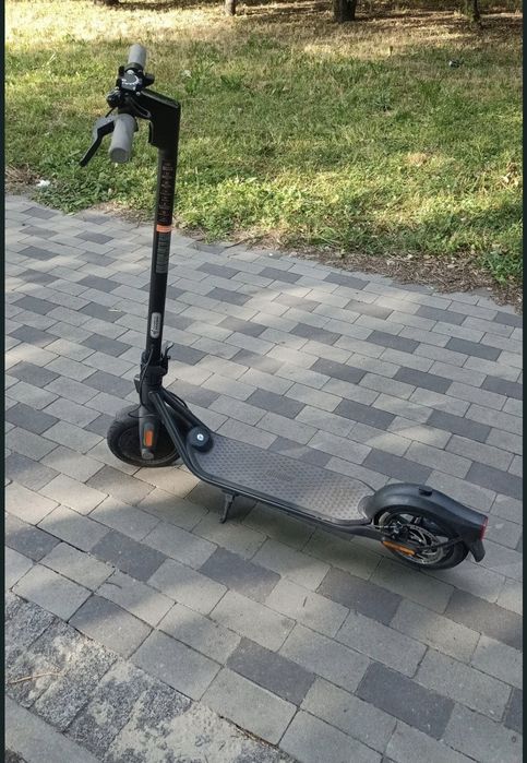 Електросамокат NBScooter0483
Ninebot Kickscooter F25E