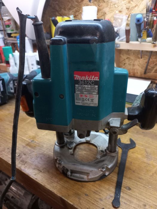 Продам фрезер макіта