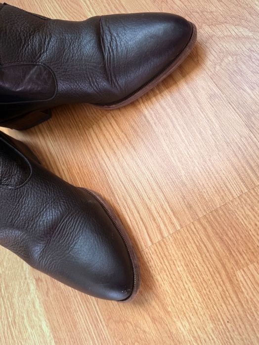 Ботинки у стилі казаки